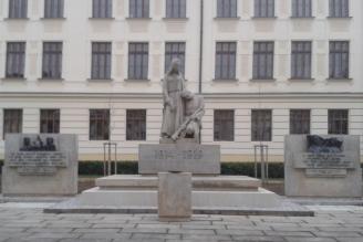 Pomník obětem 1. a 2. světové války v Benešově